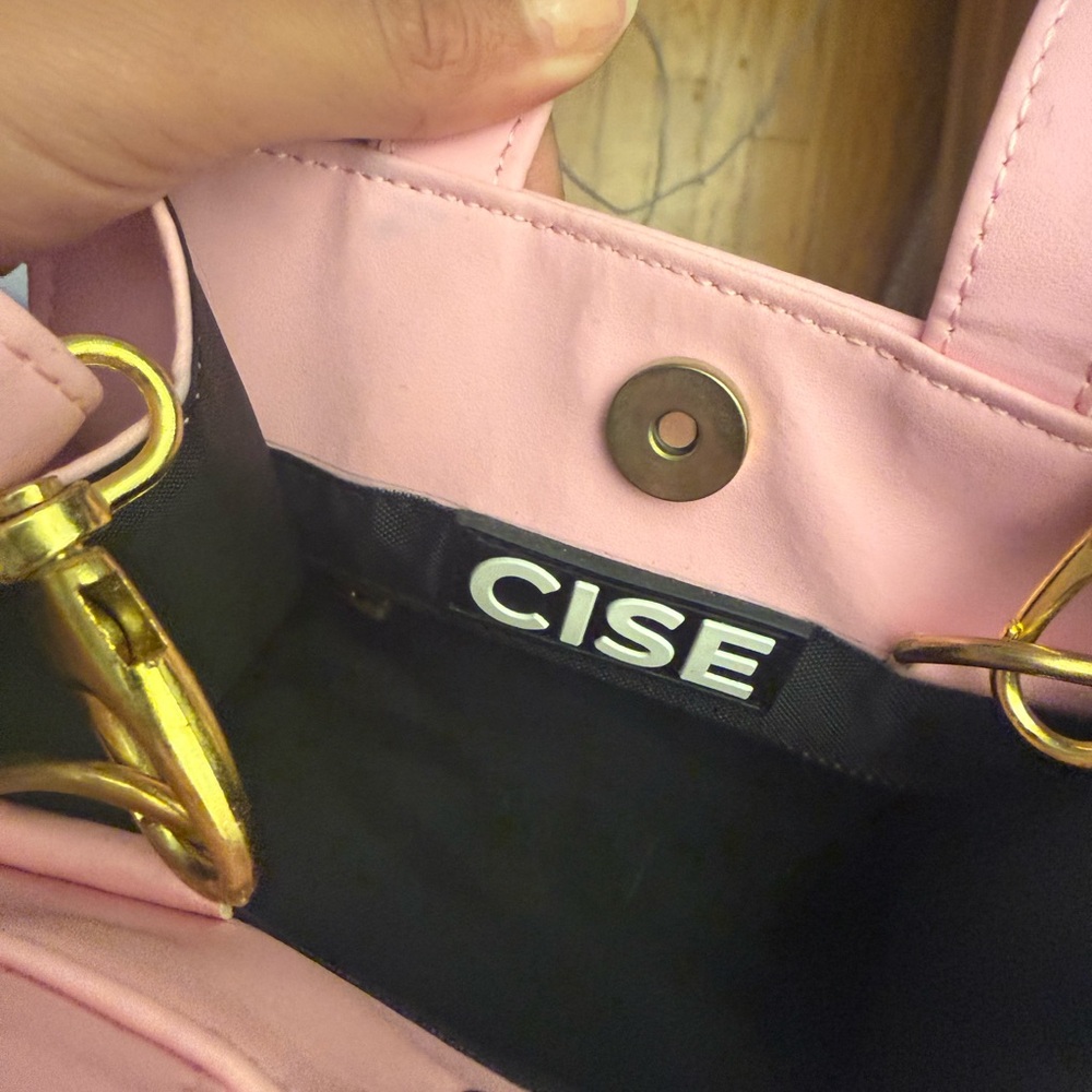 Cise Protect Black Women Purse View 4